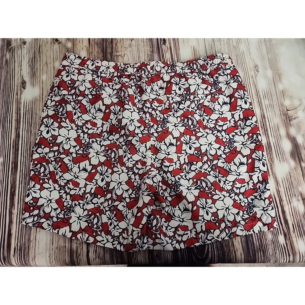 Vineyard Vines Swim Trunks Board Shorts Mens Large Red Whales‎ Beach Hawaiian